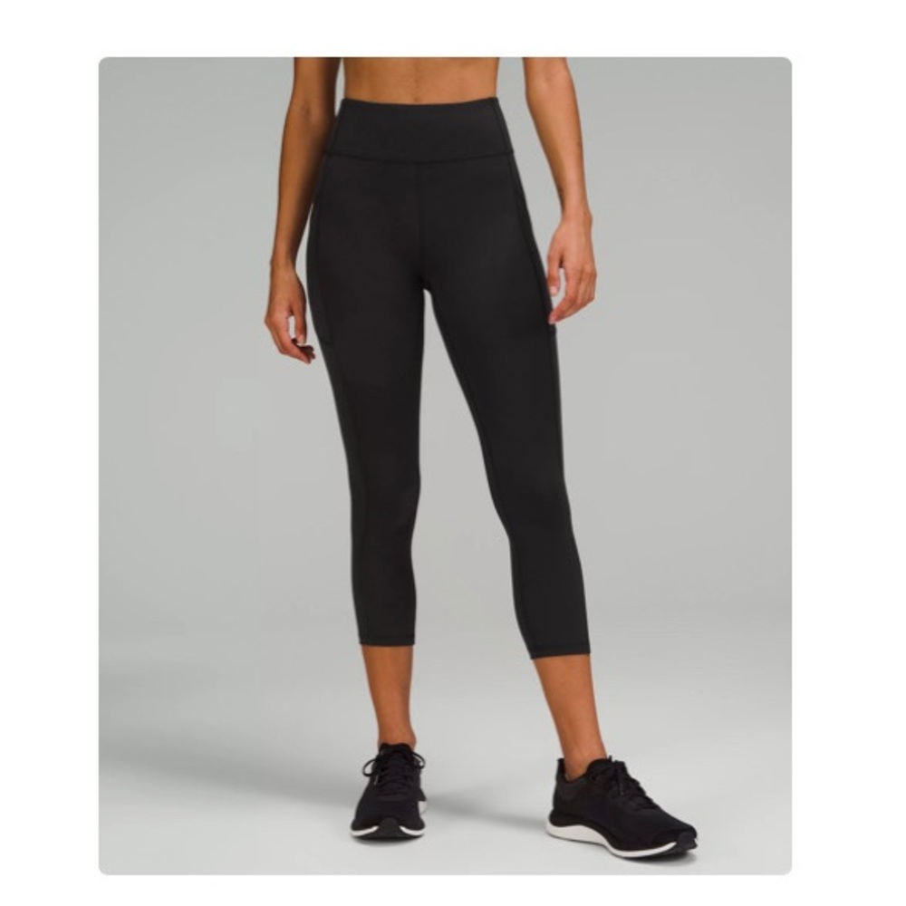⛔️SOLD⛔️ LuluLemon: Invigorate high-rise crop 23”